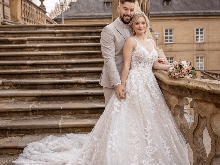 Wedding on Location, Hochzeitslocation Kloster Banz, Hochzeitsfotos Ruine / Mauer, Wedding-Photography, Brautpaar-Shooting im Schloss, Trauung im Schloss, romantisches Brautpaar-Shooting im Schloss, professionelle Hochzeitsfotografin Nadja Hommel, Brautpaar-Shooting Oberfranken Südthüringen, Wedding-Pictures, romantische Hochzeitsfotografie, unsere Liebesgeschichte, emotionales Brautpaar-Shooting, Hochzeitsfotografie in Rödental, Hochzeitsfotografie in Sonneberg, Hochzeitsfotografie in Coburg, Hochzeitsfotografie in Sonnefeld, Hochzeitsfotografie in Lichtenfels, Hochzeitsfotografie in Neuhaus am Rennweg, Hochzeitsfotografie in Sonneberg, Hochzeitsfotografie in Bamberg, Hochzeitsfotografie in Kronach, Hochzeitsfotografie in Oberfranken